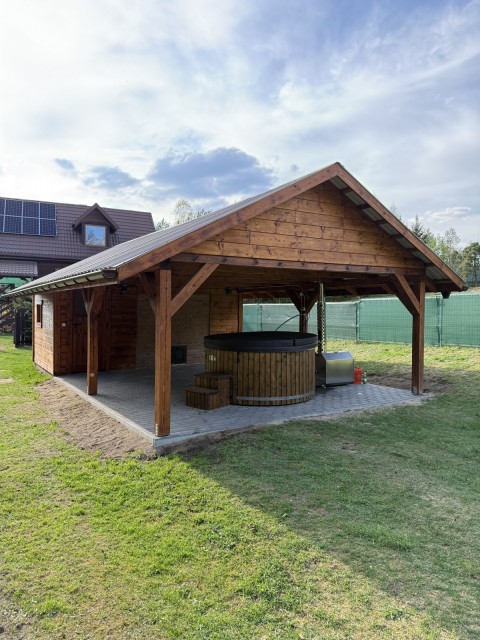 Balia i sauna w Kopanicy — domki nad wodą